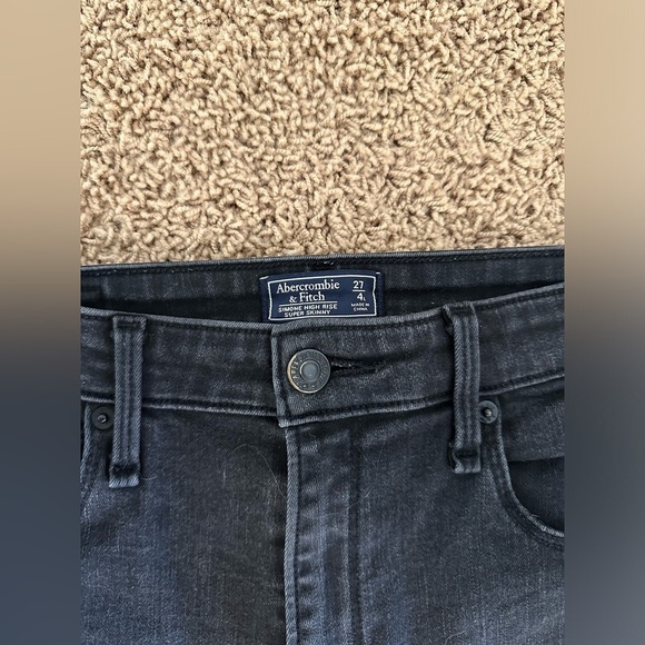 Abercrombie & Fitch Simone High Rise Super Skinny Black Ripped Jeans Size 27/4 - Picture 3 of 4